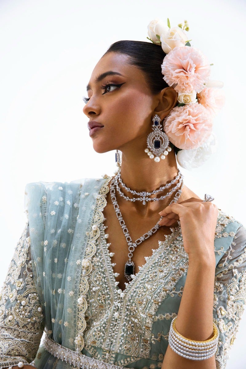 N231-001-CT - Nura - Vol 1 - Festive Collection 2023