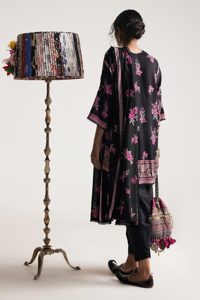 Buy Now, 15B - Sana Safinaz Winter - Fall Collection 2023 - Wedding and Bridal Party Dresses - Shahana Collection UK - Sana Safinaz in UK