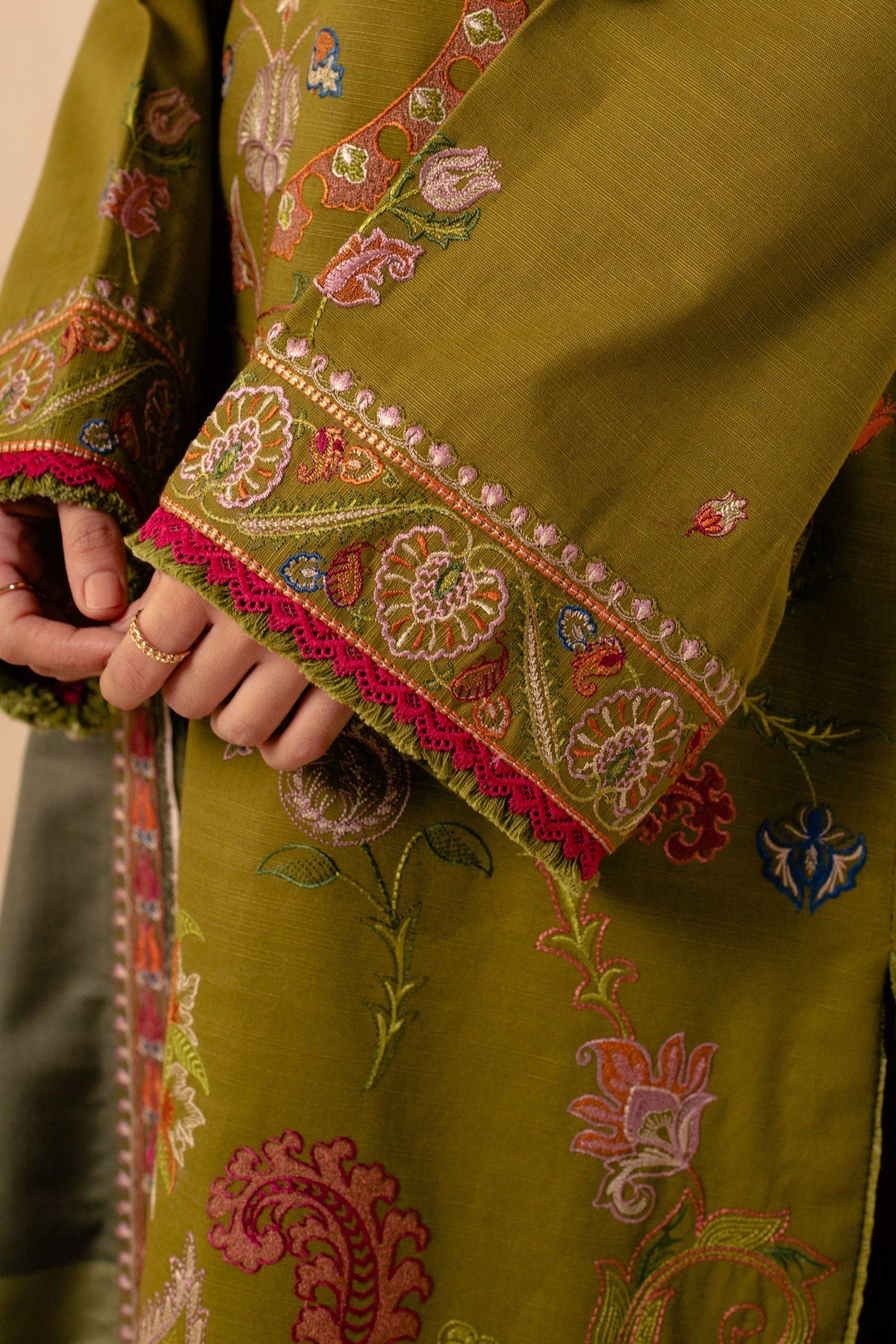 Buy Now, 6B - Coco Winter 2023 - Zara Shahjahan - Shahana Collection UK - Wedding and Bridal Party Wear - Fall Edit - Pakistani Designer Women-wear in UK