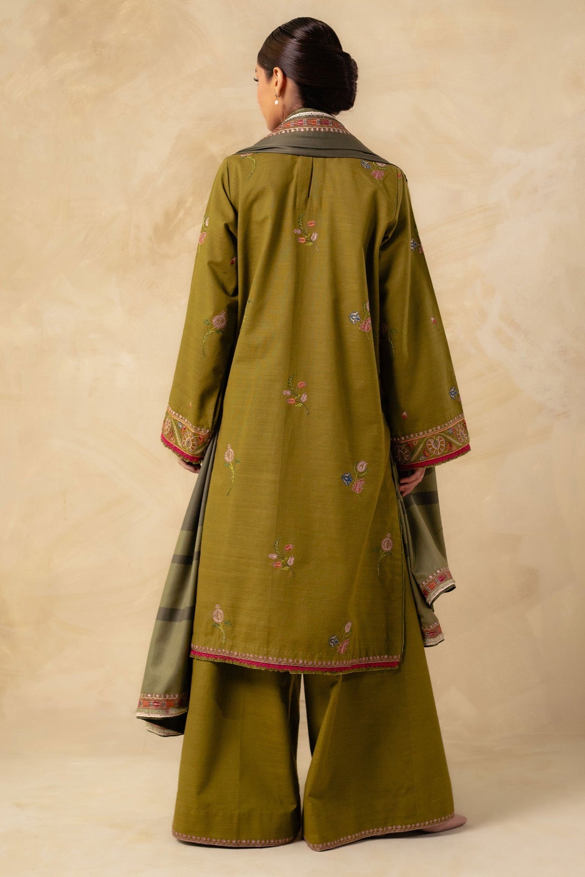 Buy Now, 6B - Coco Winter 2023 - Zara Shahjahan - Shahana Collection UK - Wedding and Bridal Party Wear - Fall Edit - Pakistani Designer Women-wear in UK