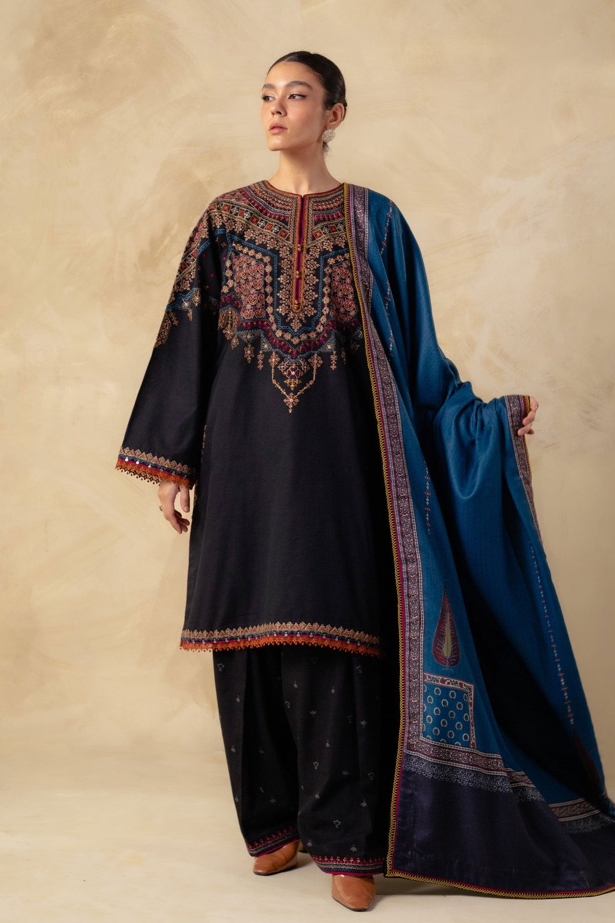 Buy Now, 8B - Coco Winter 2023 - Zara Shahjahan - Shahana Collection UK - Wedding and Bridal Party Wear - Fall Edit - Pakistani Designer Women-wear in UK