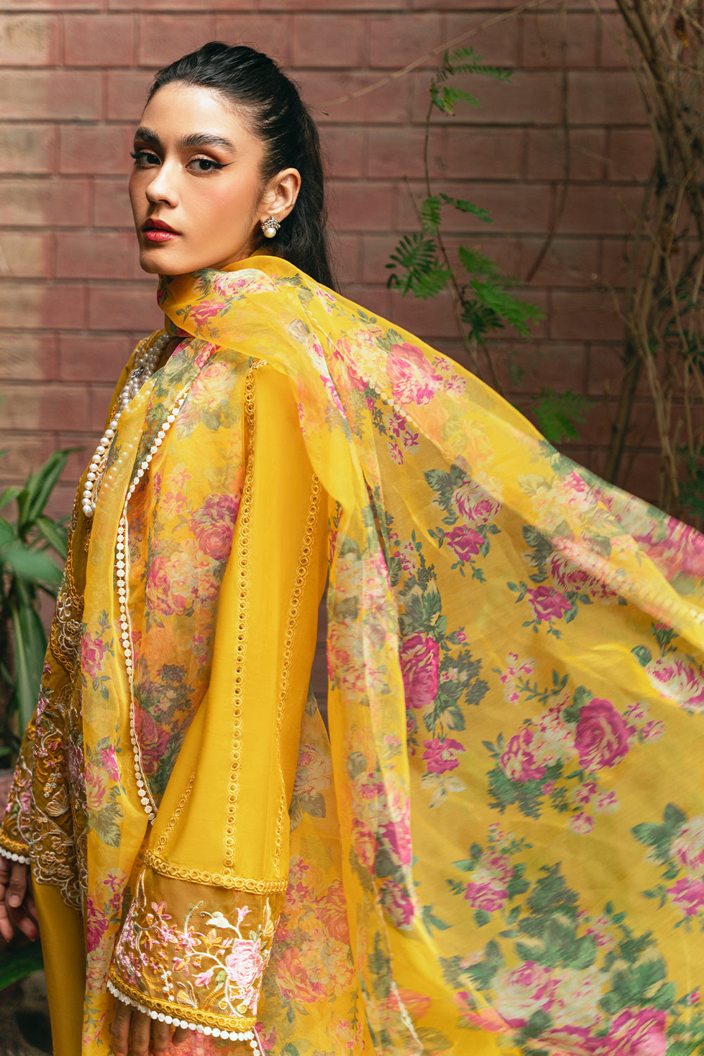 Buy Now, Belle - Eyana Eid Pret 2023 - Saira Rizwan - Shahana Collection UK - Wedding and Bridal Party Dresses