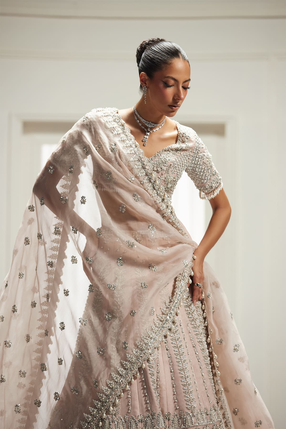 OMINA Shahana Collection