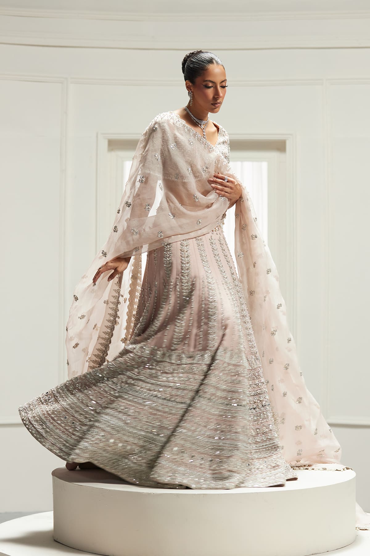 OMINA Shahana Collection