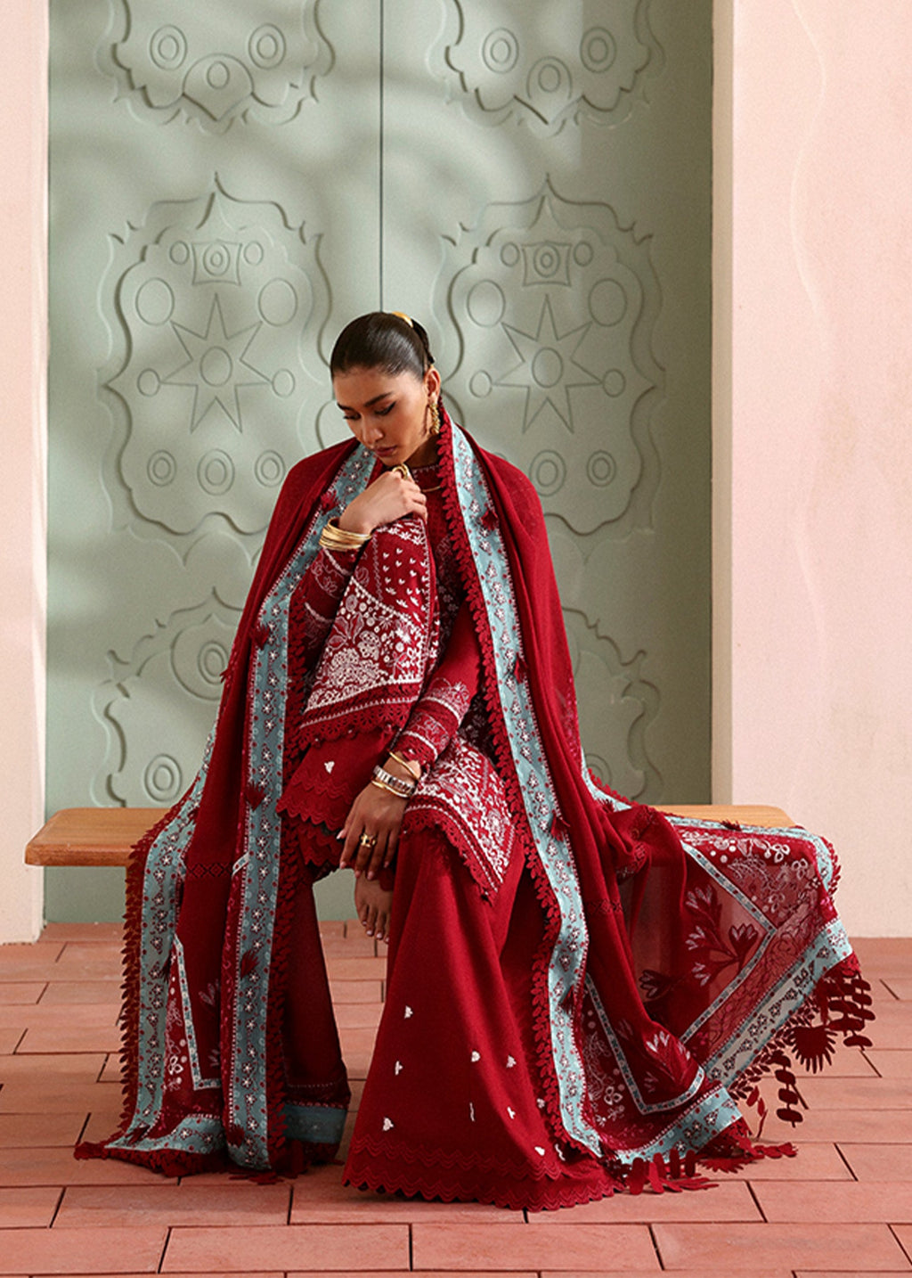 Ineesa by Suffuse Unstitched Lawn - Shahana Collection UK