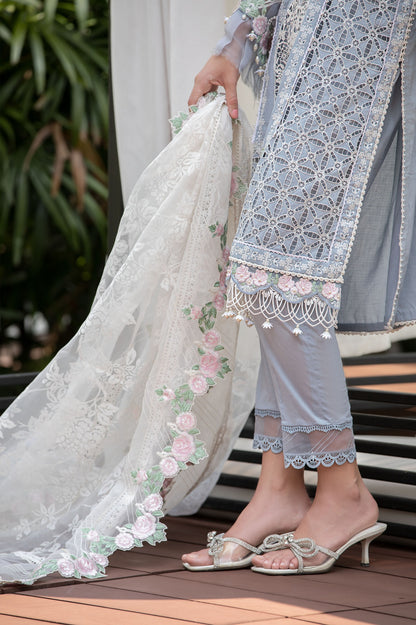 Illustrious Ivory- Maria. B Luxury Lawn Eid 2023 - Pakistani Designer Lawn - Wedding bridal and party dresses - Shahana Collection UK - Maria B in UK 