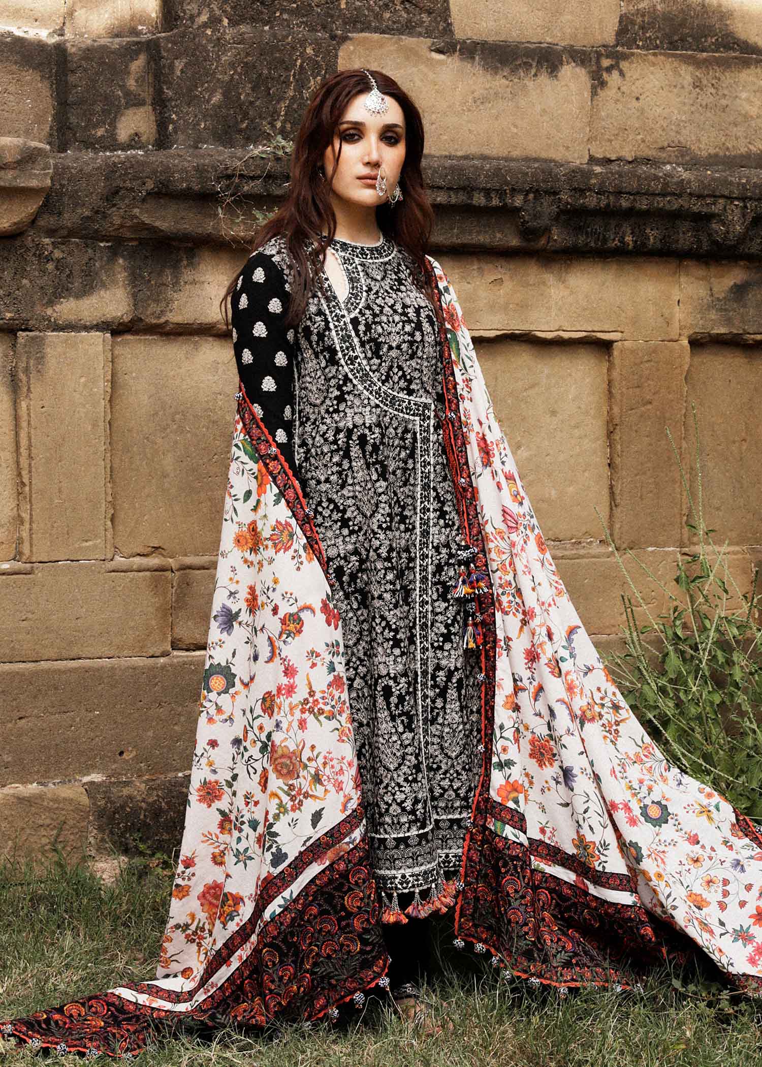 Buy Now, Vanta - Karandi AW 2023 - Hussain Rehar - Fall Edition - Shahana Collection UK - Winter 2023 - Wedding and Bridal Party Dresses - Pakistani Designer Dresses in UK - Shahana UK 