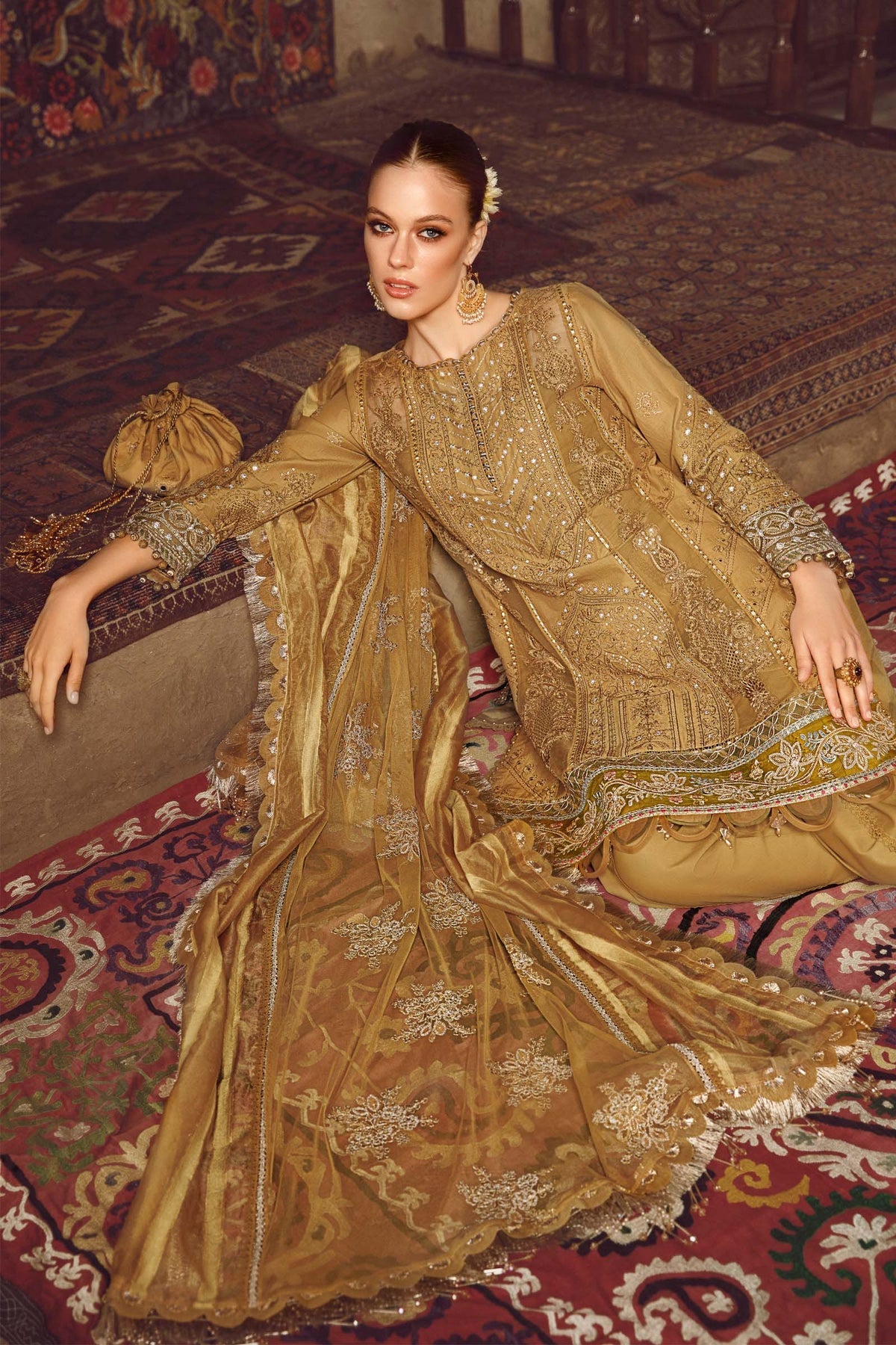 Maria.B Luxe Lawn - D-2311-A- Luxury Eid Lawn 2023 - Spring Summer 2023 - Shahana Collection UK
