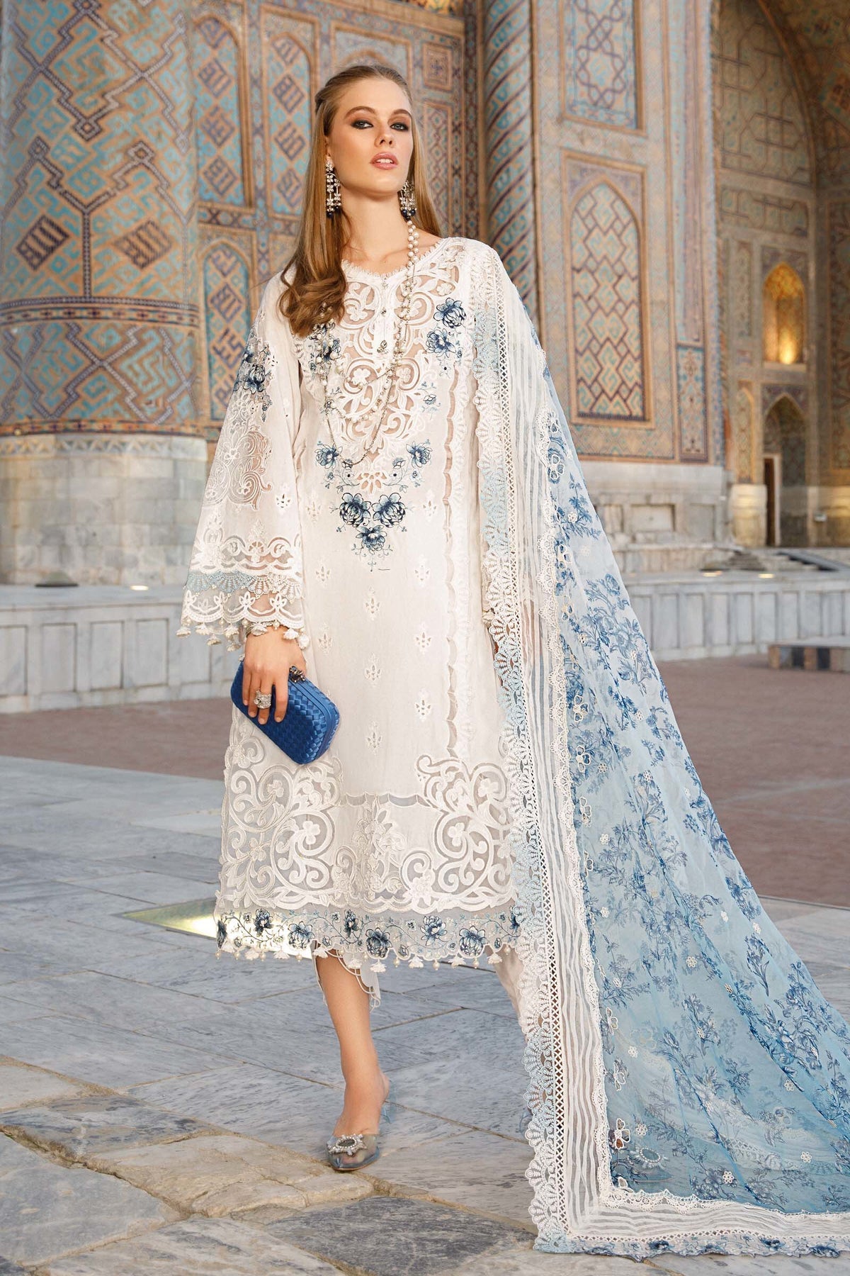 Maria.B Luxe Lawn - D-2315-A- Luxury Eid Lawn 2023 - Spring Summer 2023 - Shahana Collection UK