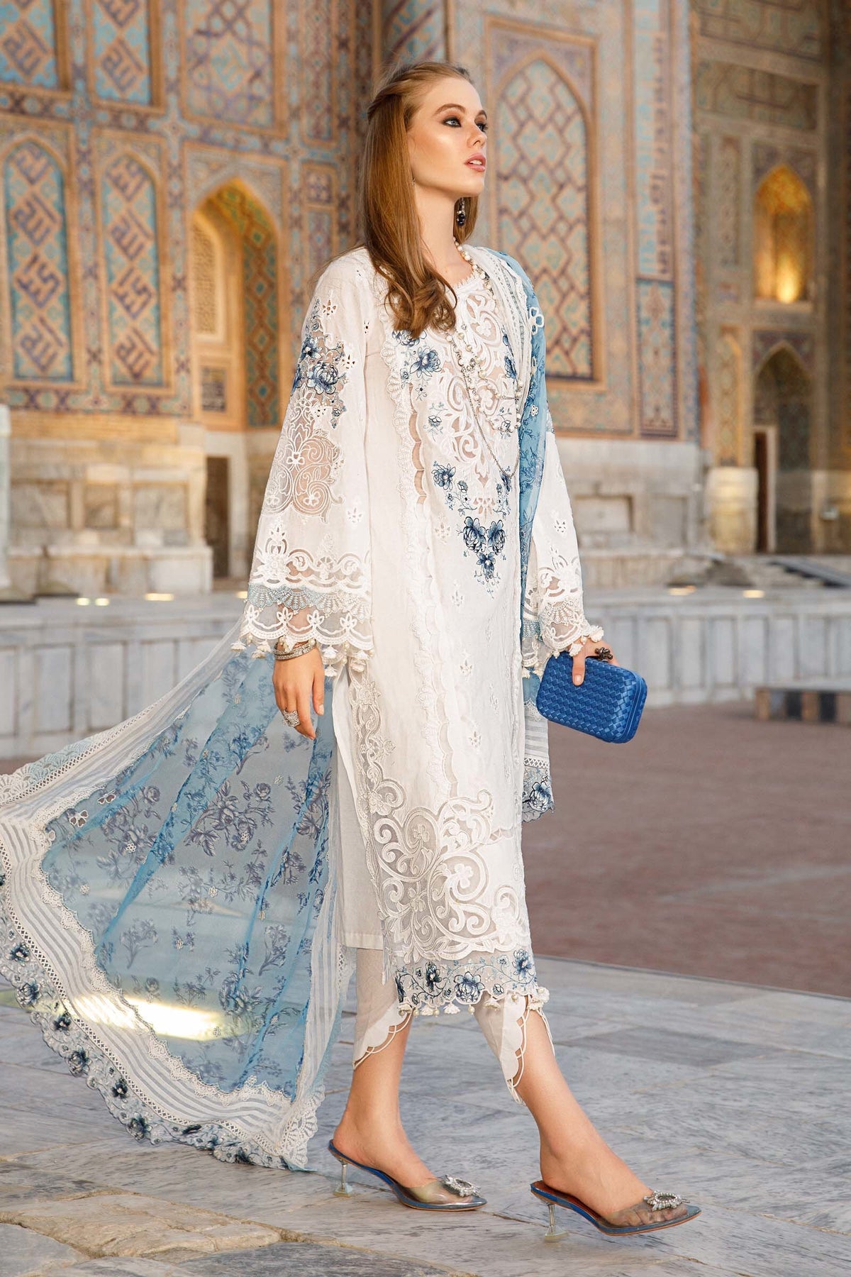 Maria.B Luxe Lawn - D-2315-A- Luxury Eid Lawn 2023 - Spring Summer 2023 - Shahana Collection UK