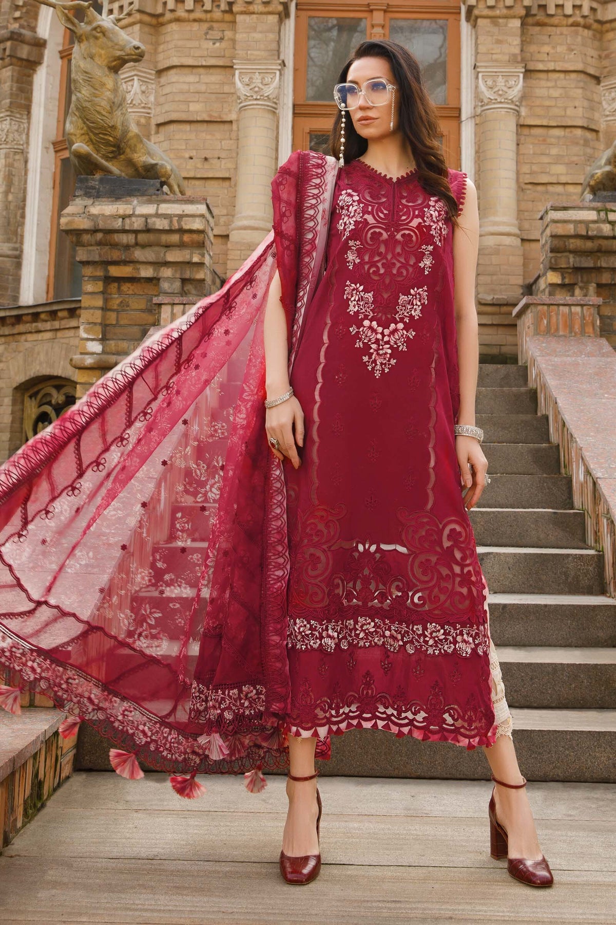 Maria.B Luxe Lawn - D-2315-B- Luxury Eid Lawn 2023 - Spring Summer 2023 - Shahana Collection UK