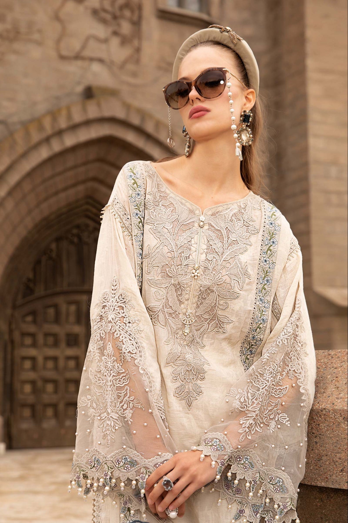  Maria.B Luxe Lawn - D-2307-B- Luxury Eid Lawn 2023 - Spring Summer 2023 - Shahana Collection UK