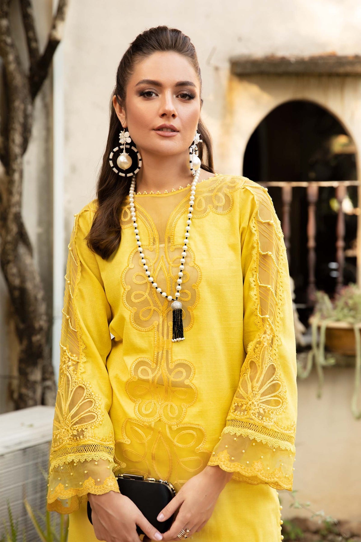 Maria. B - Mprints - Spring Summer 2023 - MP - 04 A - Summer Lawn Collection - Pakistani Lawn Brands - Shahana Collection Uk