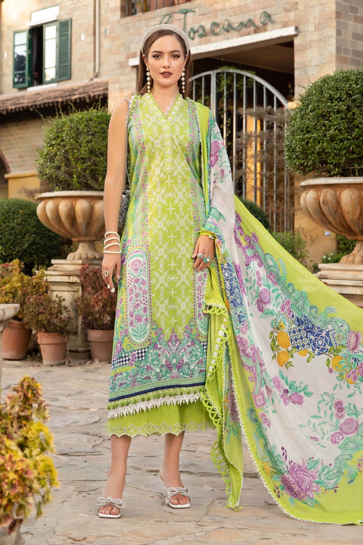 Maria. B - Mprints - Spring Summer 2023 - MP - 05 A - Summer Lawn Collection - Pakistani Lawn Brands - Shahana Collection Uk
