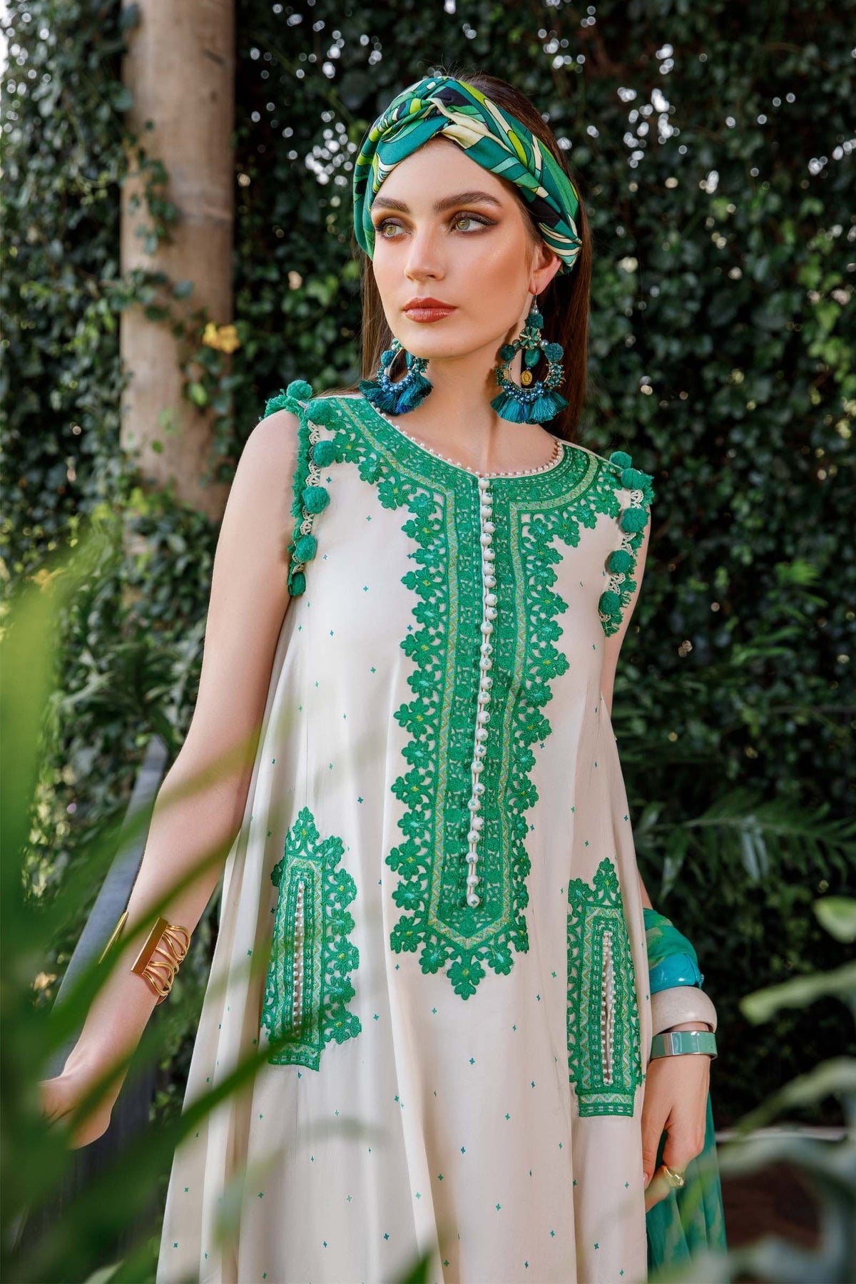  Maria. B - Mprints - Spring Summer 2023 - MP - 06 B - Summer Lawn Collection - Pakistani Lawn Brands - Shahana Collection Uk