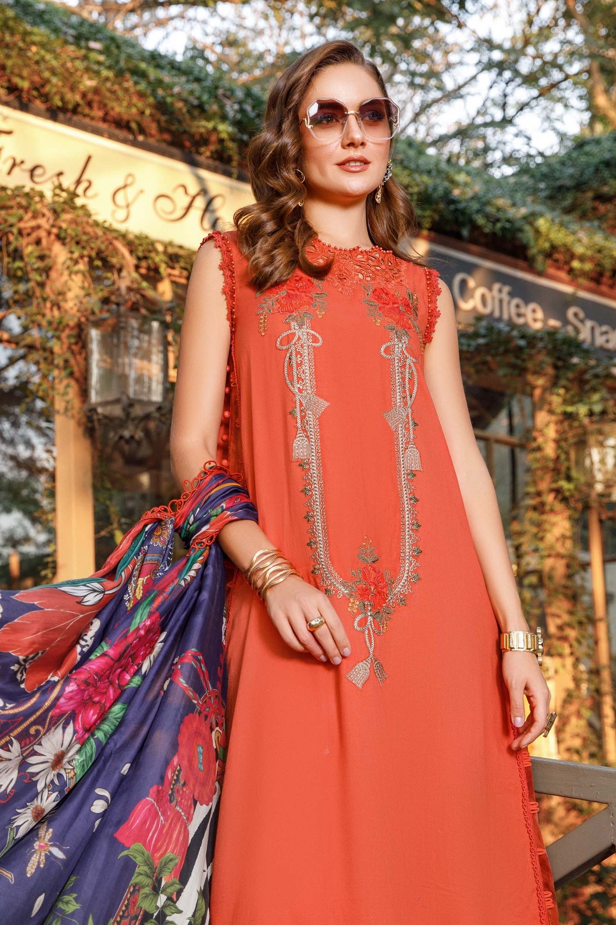 Maria. B - Mprints - Spring Summer 2023 - MP - 07 B - Summer Lawn Collection - Pakistani Lawn Brands - Shahana Collection Uk