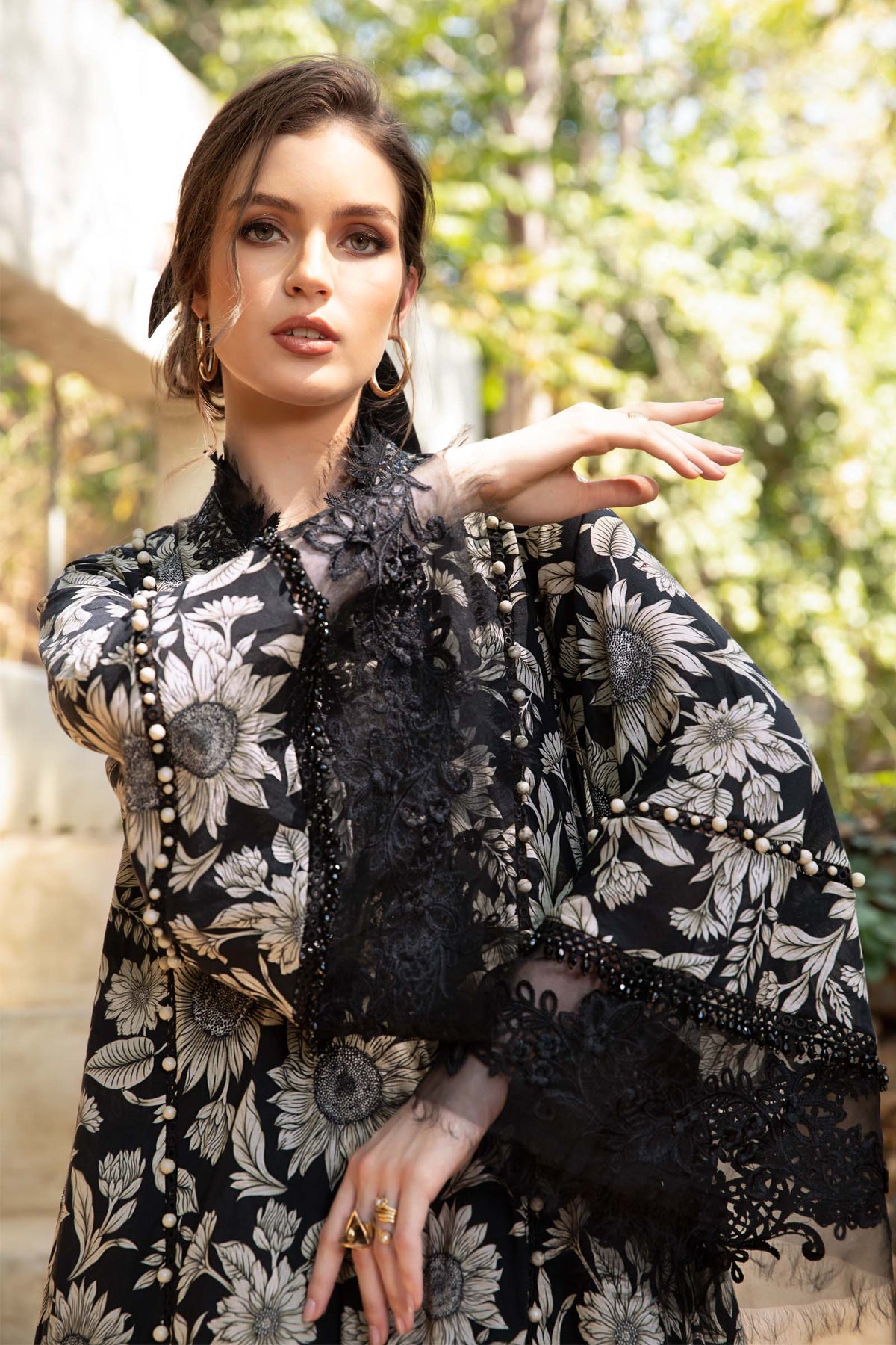  Maria. B - Mprints - Spring Summer 2023 - MPT - 9 B - Summer Lawn Collection - Pakistani Lawn Brands - Shahana Collection Uk