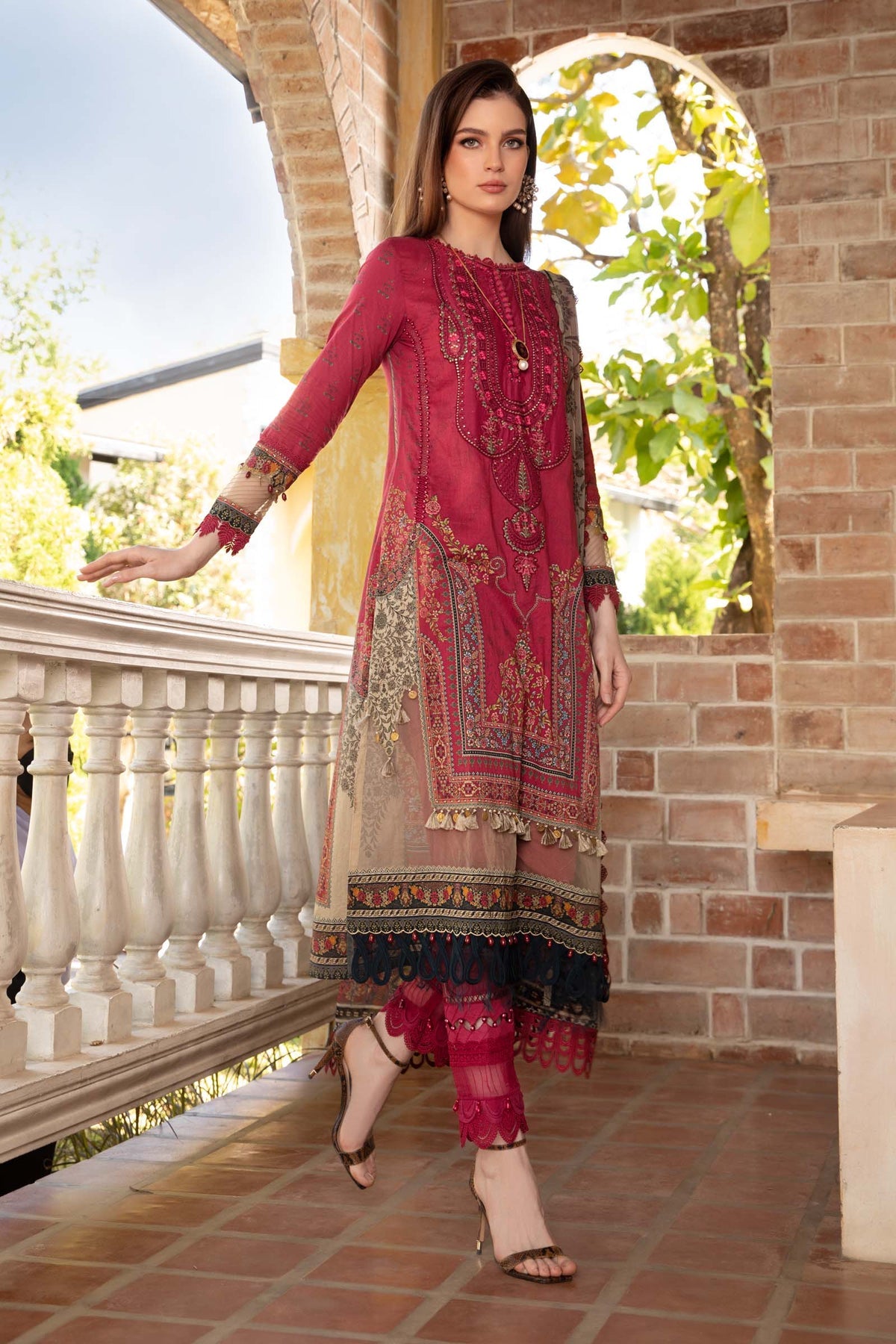 Maria. B - Mprints - Spring Summer 2023 - MPT - 12 B - Summer Lawn Collection - Pakistani Lawn Brands - Shahana Collection Uk