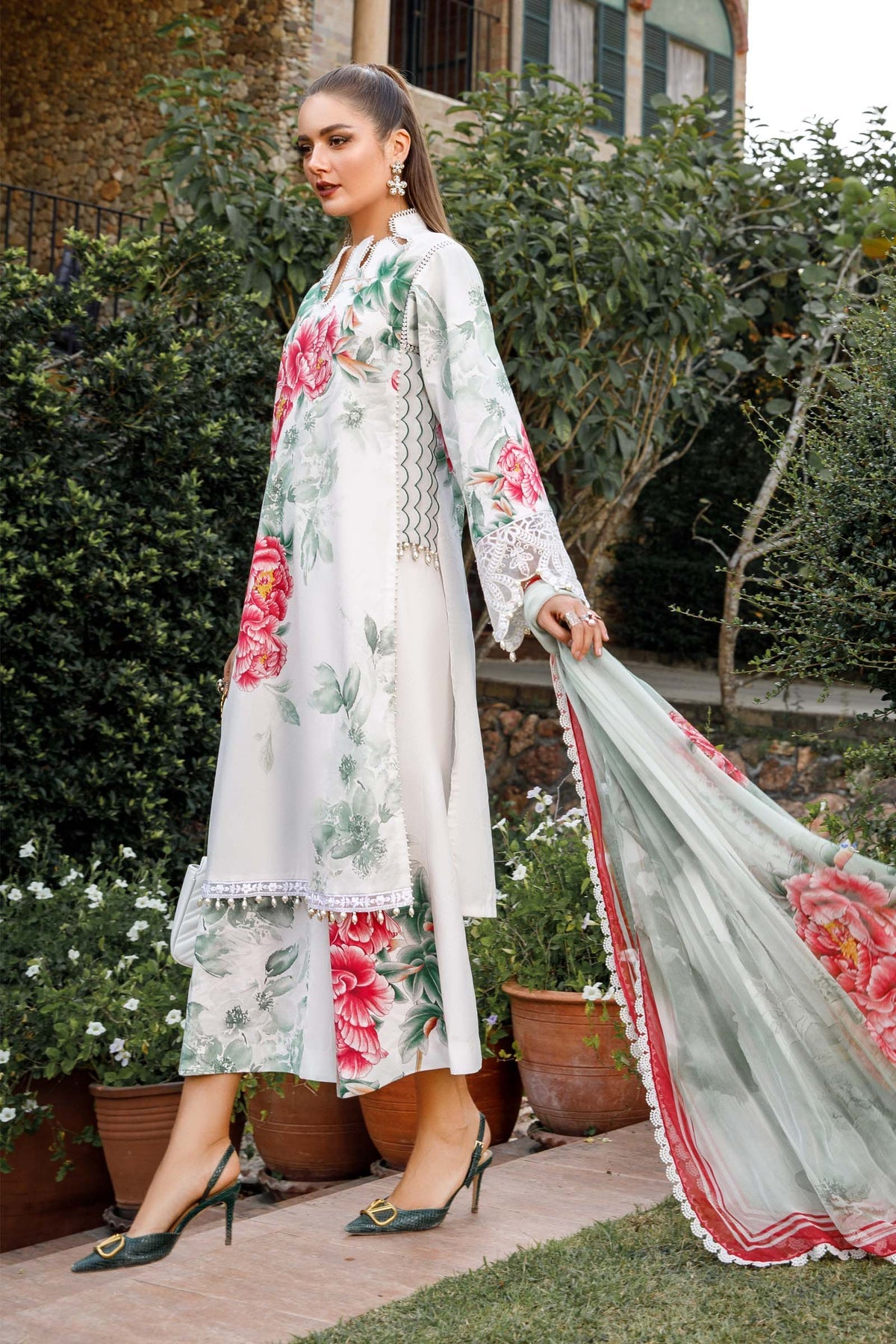  Maria. B - Mprints - Spring Summer 2023 - MPT - 14 A - Summer Lawn Collection - Pakistani Lawn Brands - Shahana Collection Uk